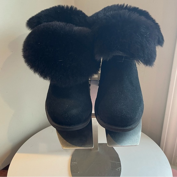 UGG Bodie Women’s Waterproof Snow Boots Black Suede 1103569-BLK NEW SIZE 7 - Picture 9 of 9